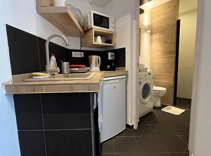 Old Town Napoleon Crib *