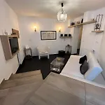 شقة Old Town Napoleon Crib بوخارست